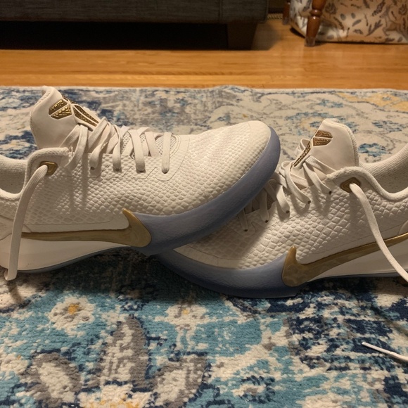 Nike Kobe mamba focus metallic gold - Picture 3 of 6